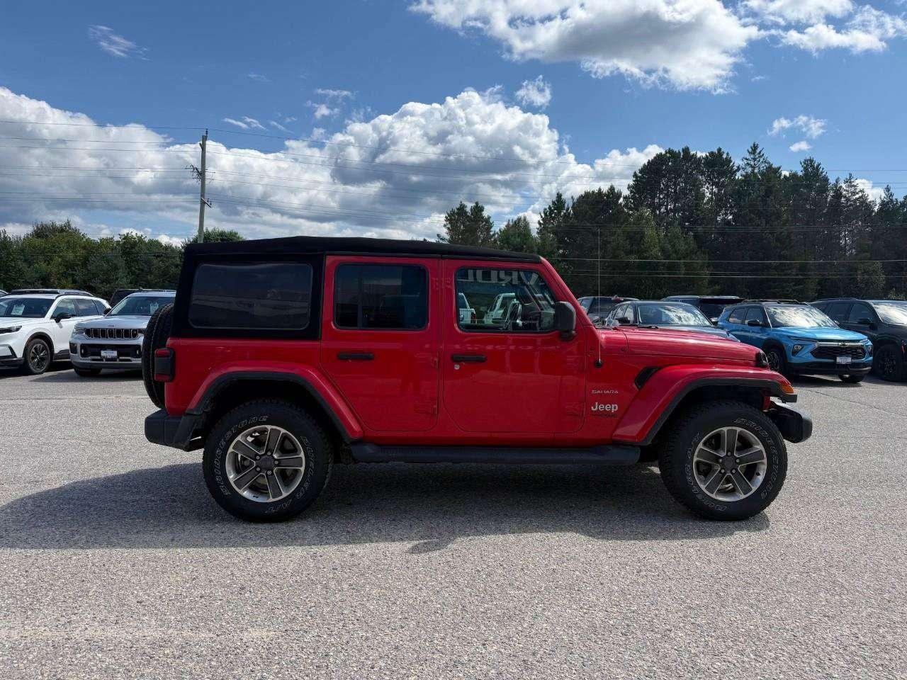 2021 Jeep Wrangler REMOVALE TOP. ALPINE SOUND SYSTEM. SUNRIDER SOFT TOP. HEATED FRONT SEATS. CERTIFIED. Photo