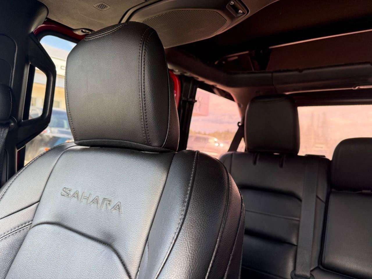 2021 Jeep Wrangler REMOVALE TOP. ALPINE SOUND SYSTEM. SUNRIDER SOFT TOP. HEATED FRONT SEATS. CERTIFIED. Photo