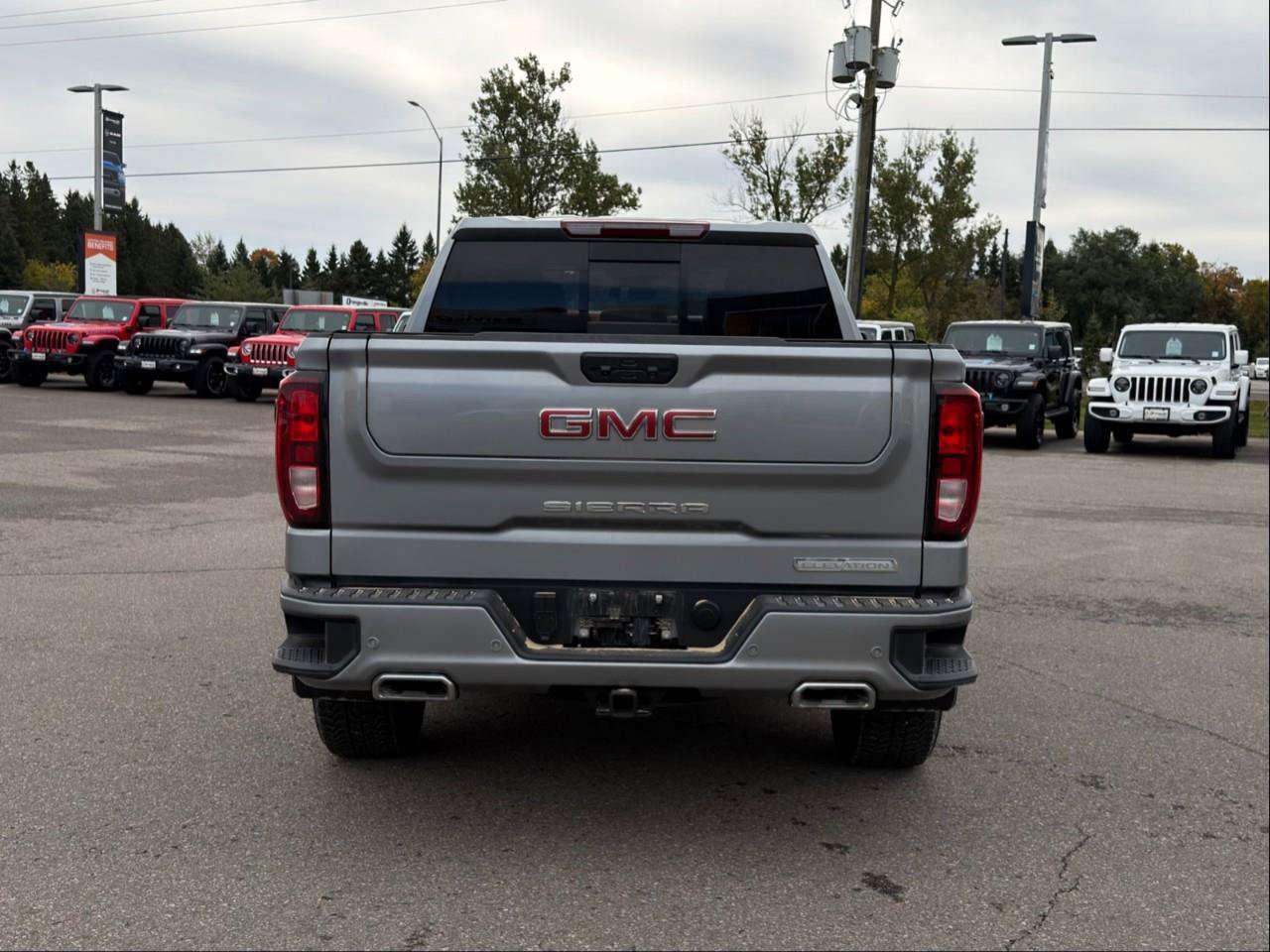 2026 GMC Sierra 1500 ACCIDENT FREE   LEATHER   SUNROOF Photo3
