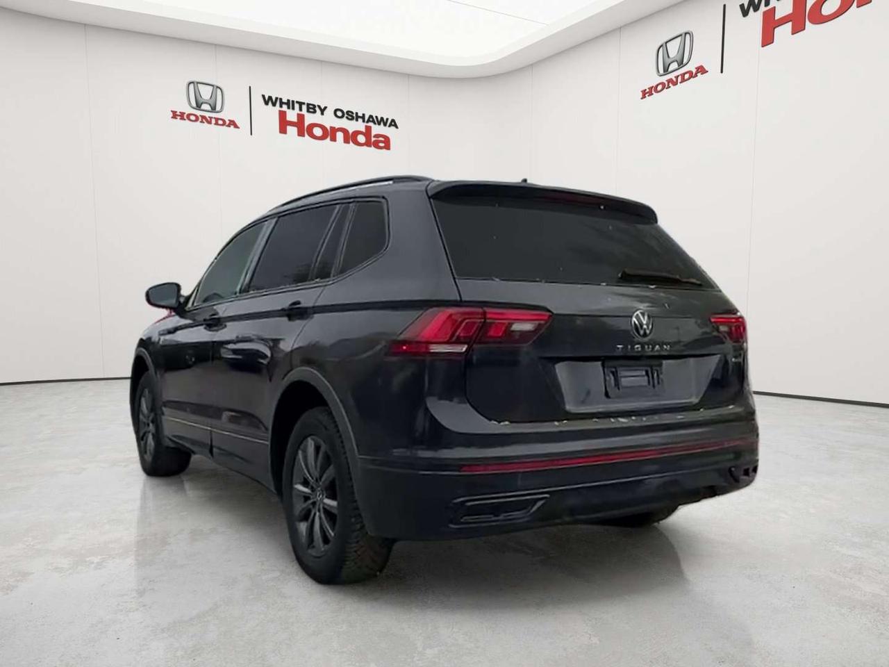 2022 Volkswagen Tiguan Comfortline R-Line Black Photo