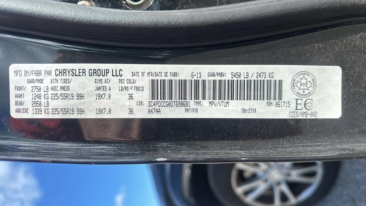 2013 Dodge Journey SXT Photo