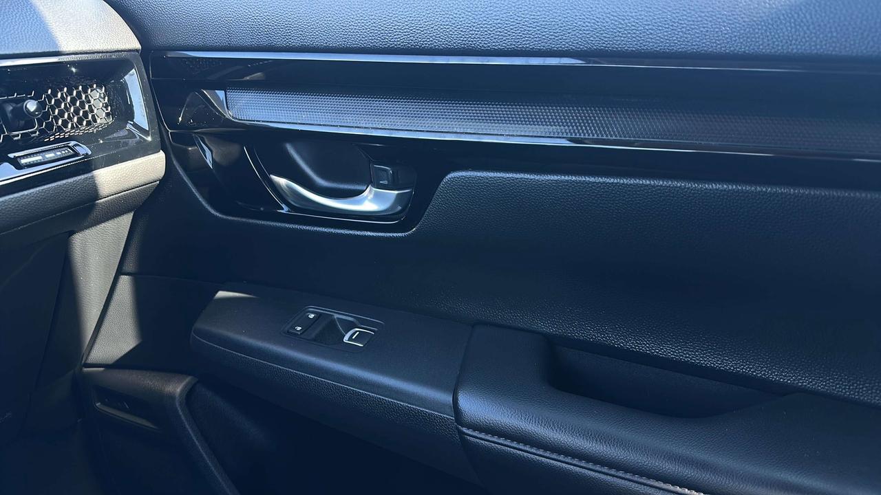 2024 Honda CR-V Sport Photo