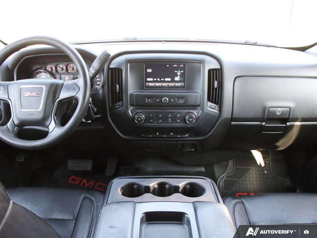 2017 GMC Sierra 1500 WT, 5.3L V8, 4X4, STEELS, CLOTH, BENCH, ONE-OWNER, AS-TRADED! Photo