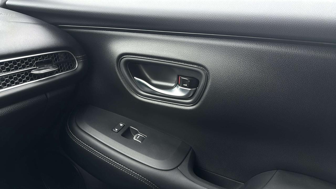 2026 Honda HR-V EX-L Photo