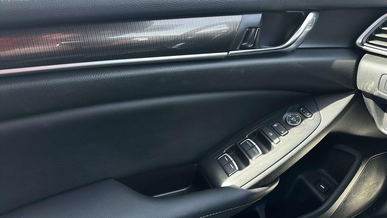 2021 Honda Accord SE Photo
