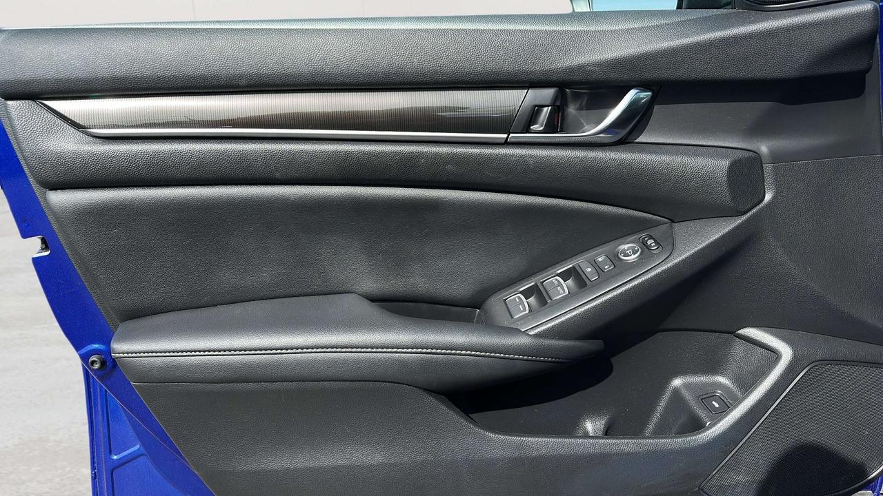 2021 Honda Accord SE Photo
