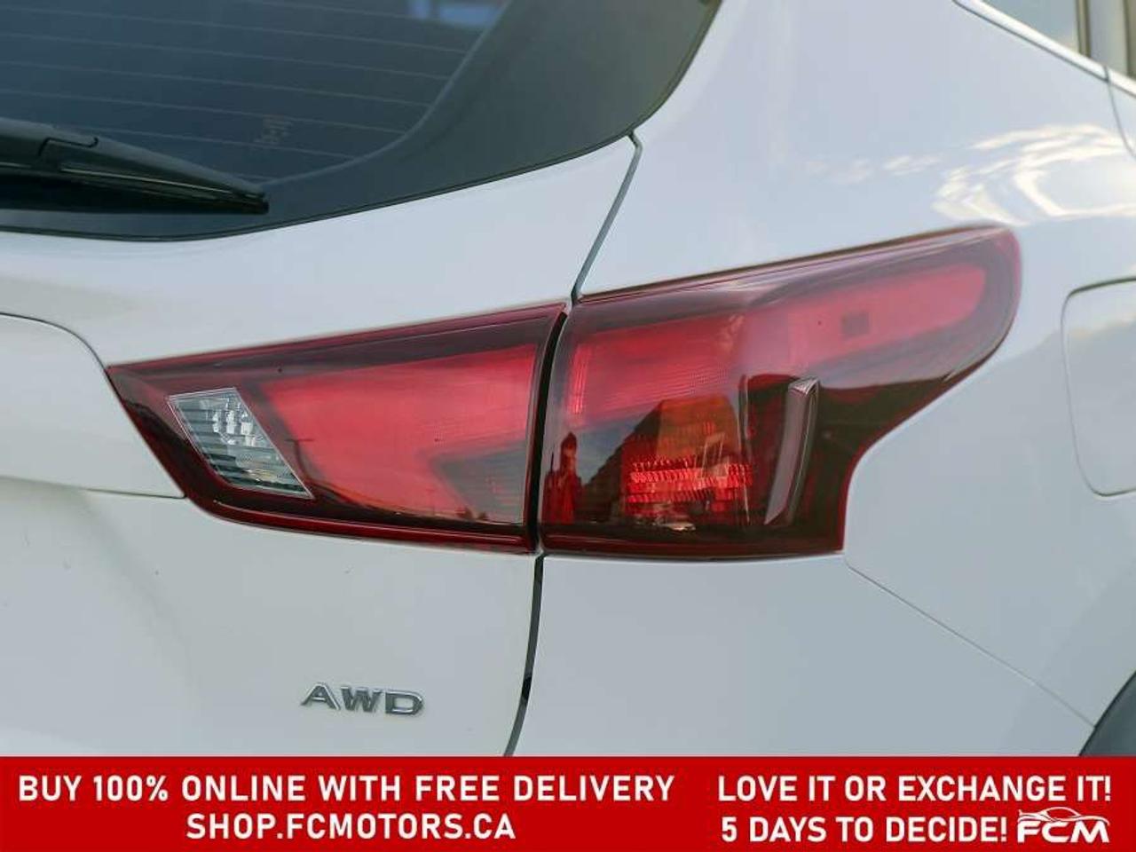 2017 Nissan Qashqai AWD   FULLY CERTIFIED WITH WARRANTY Photo