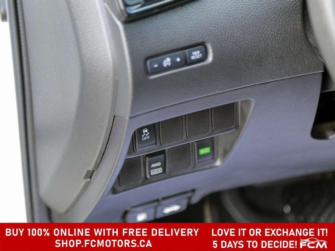 2017 Nissan Qashqai AWD   FULLY CERTIFIED WITH WARRANTY Photo