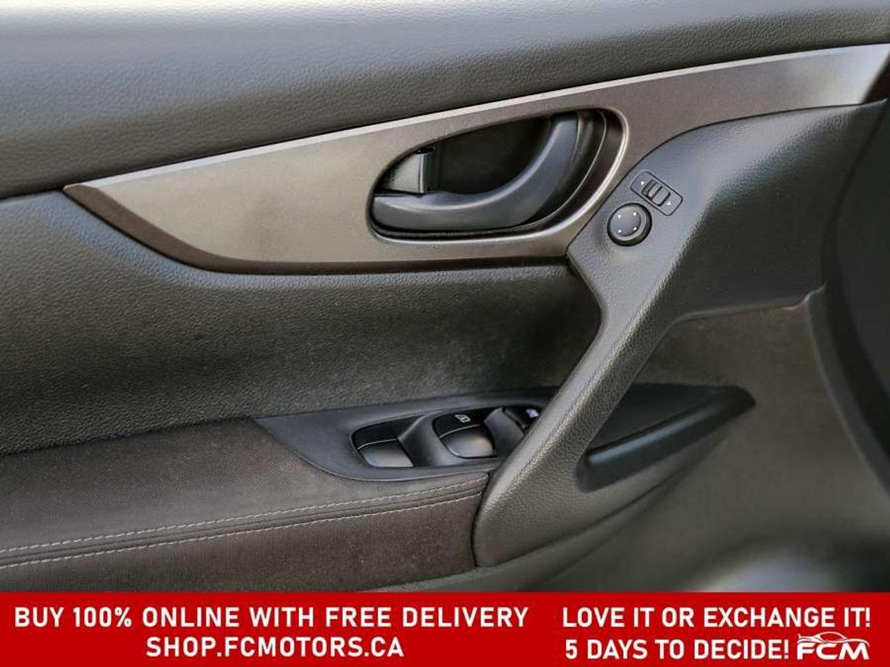 2017 Nissan Qashqai AWD   FULLY CERTIFIED WITH WARRANTY Photo
