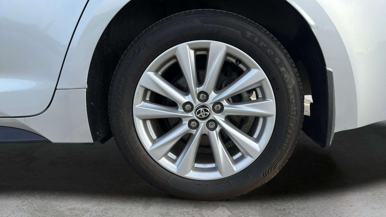 2025 Toyota Corolla SE Photo