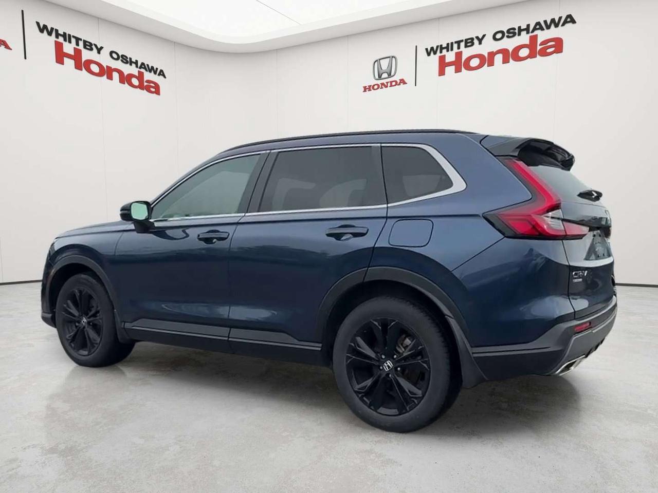 2025 Honda CR-V Touring Photo