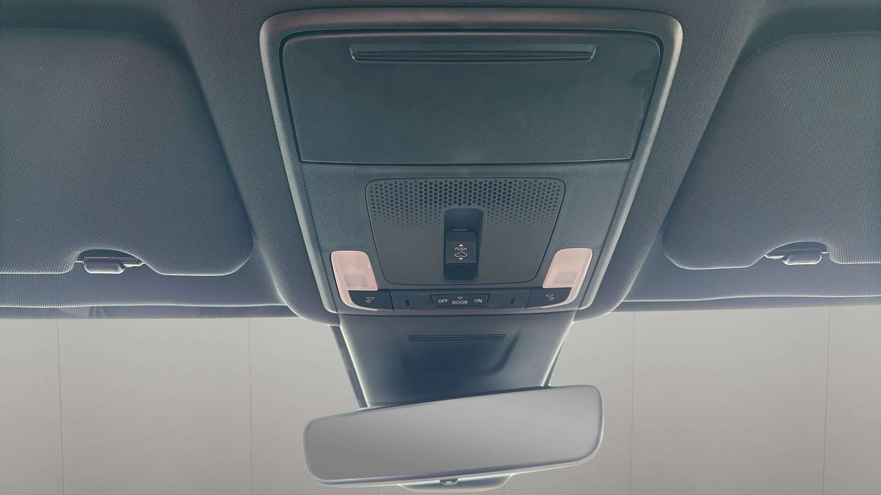 2025 Honda CR-V Touring Photo