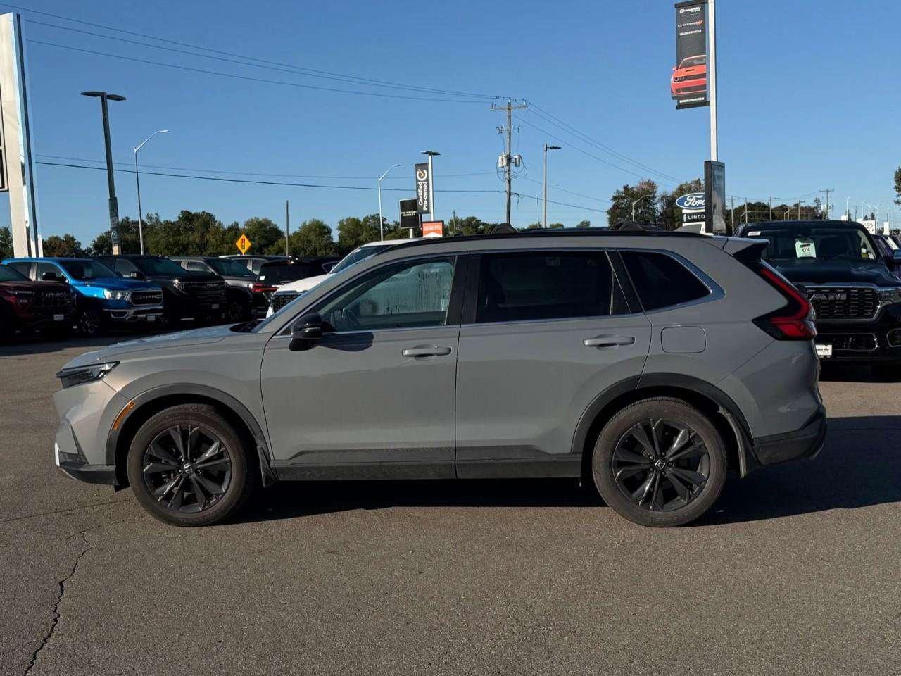 2024 Honda CR-V ACCIDENT FREE   SUNROOF   LEATHER Photo