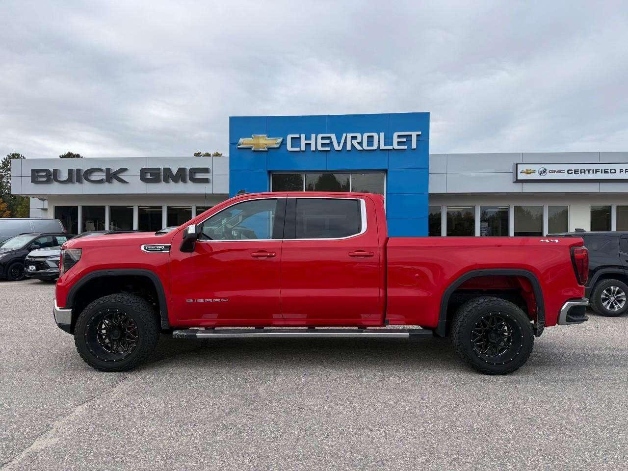 2022 GMC Sierra 1500 BRAY ORIGINAL. RUNNING BOARDS. BEDLINER. ALL WEATHER MATS. KODIAK EDITION. Photo