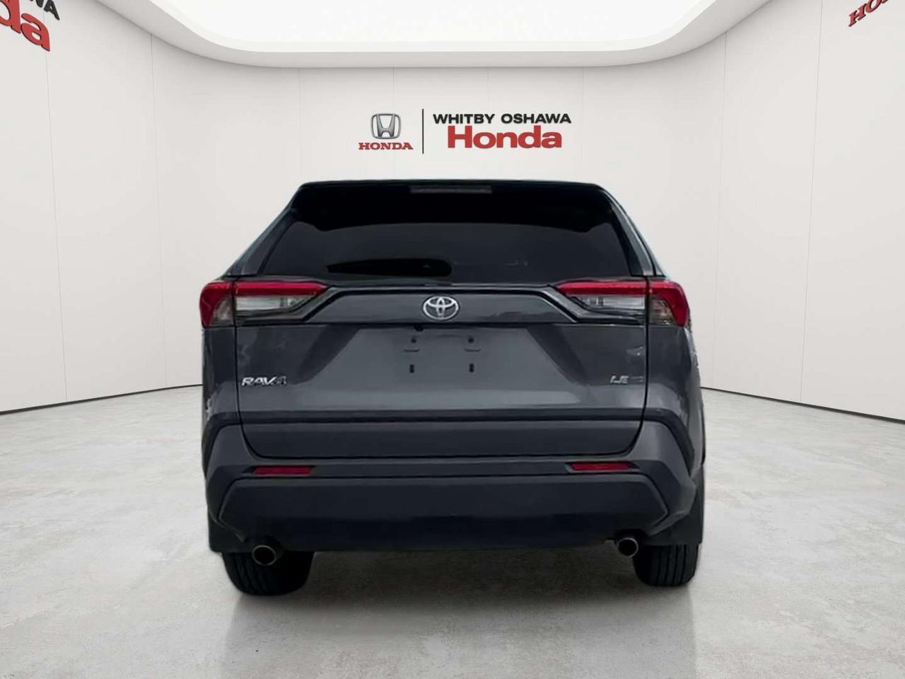 2021 Toyota RAV4 LE Photo