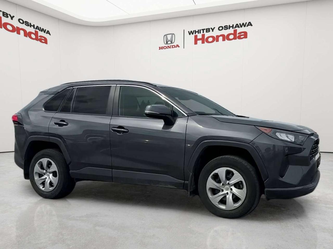 2021 Toyota RAV4 LE Photo