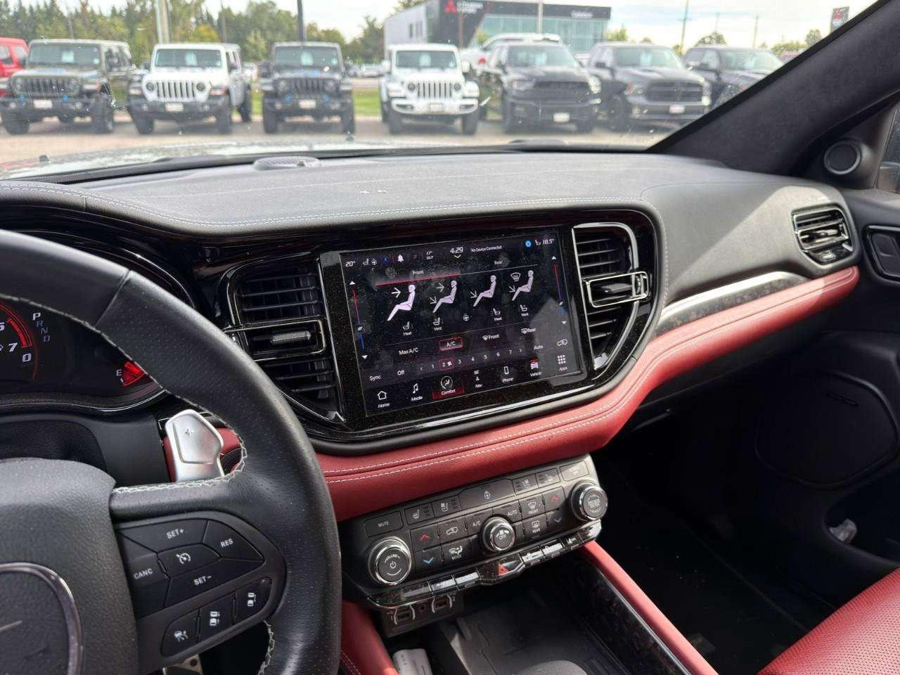 2024 Dodge Durango 6.2L SRT HEMI V8   ACCIDENT FREE   SUNROOF Photo