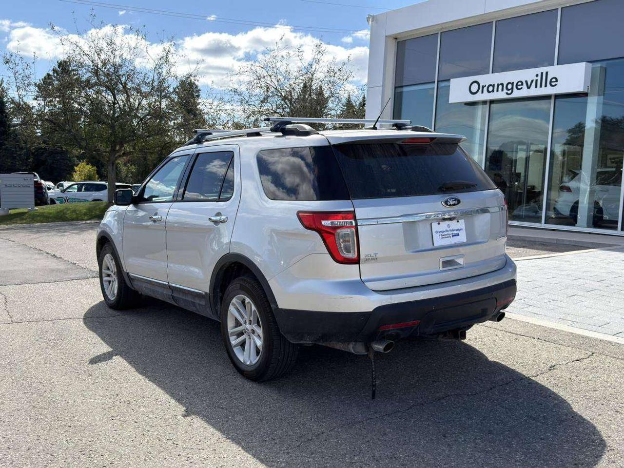 2014 Ford Explorer FWD 4dr XLT Photo