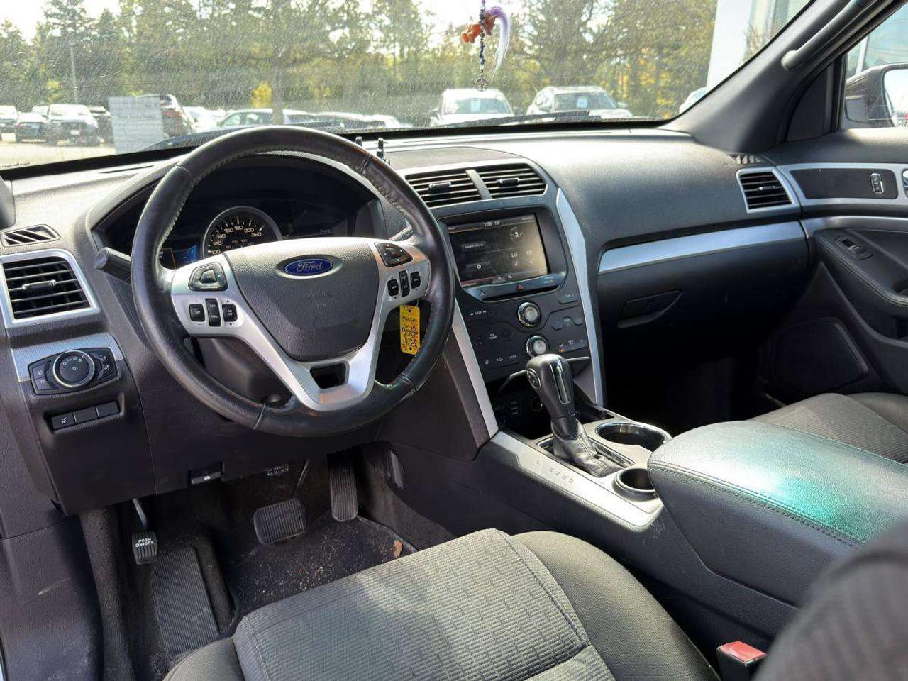 2014 Ford Explorer FWD 4dr XLT Photo