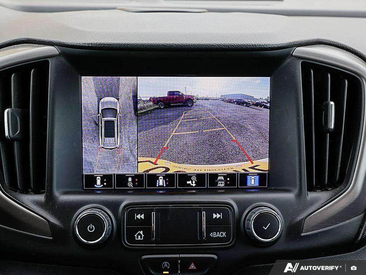 2022 GMC Terrain 1.5L 4-CYL, AWD, ALLOYS, LEATHER, SUNROOF, BOSE, 1-OWNER, MACMASTER ORIGINAL, CERTIFIED PREOWNED! Photo