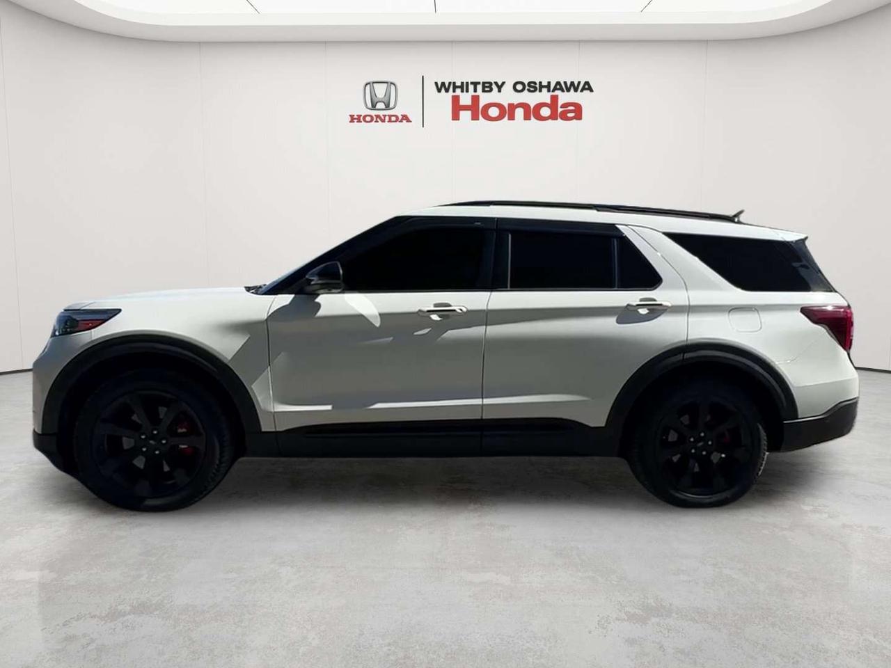 2020 Ford Explorer ST Photo2