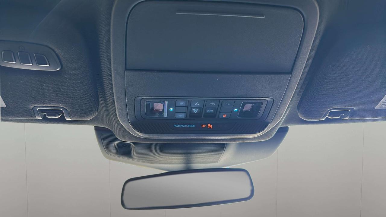 2020 Ford Explorer ST Photo