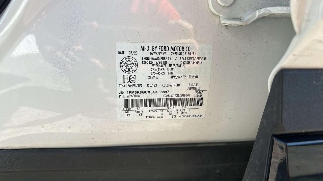 2020 Ford Explorer ST Photo