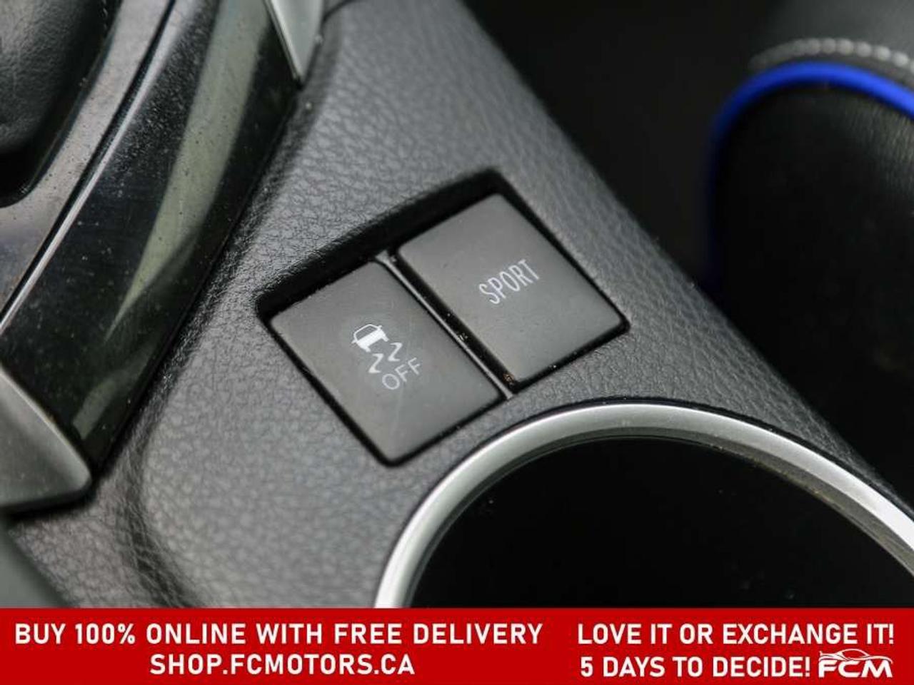 2018 Toyota Corolla SE   FULLY CERTIFIED WITH WARRANTY Photo