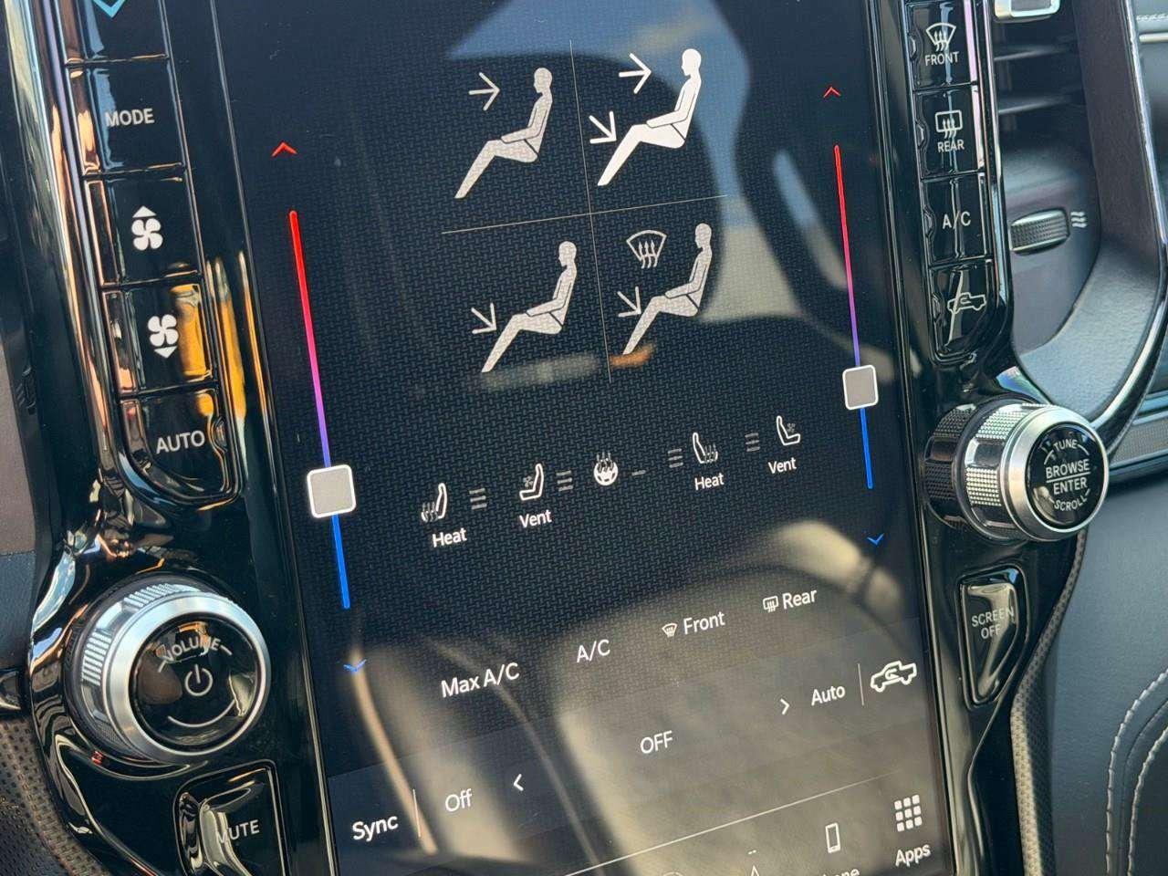 2022 RAM 1500 5.7L V8 HEMI   LEATHER   HEATED SEATS Photo