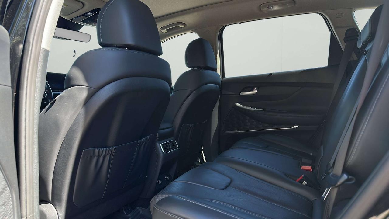 2023 Hyundai Santa Fe Luxury Photo