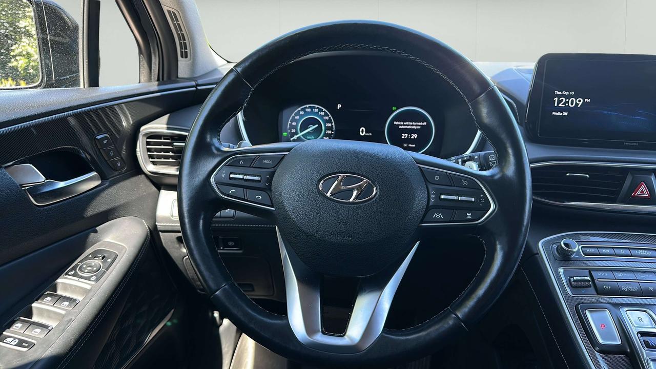 2023 Hyundai Santa Fe Luxury Photo