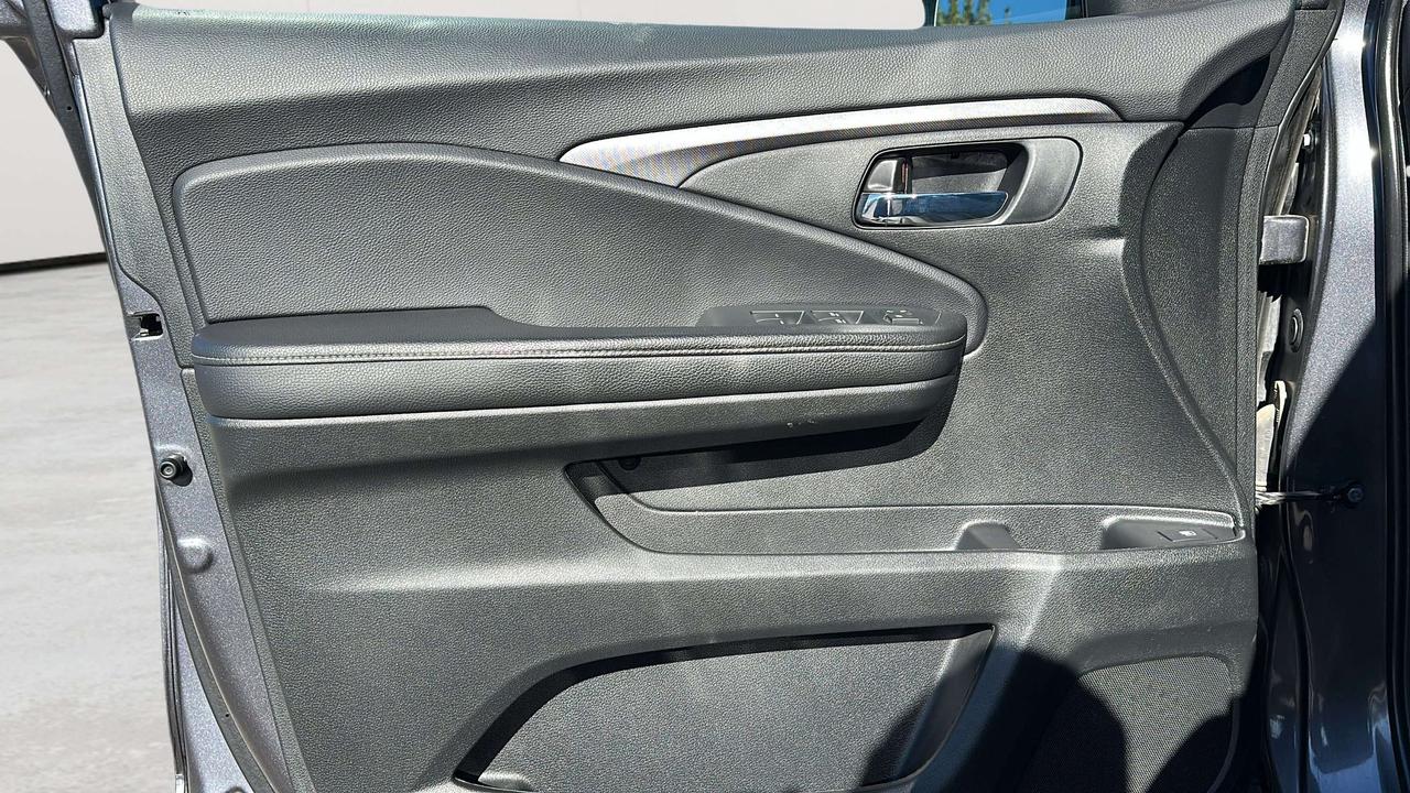 2023 Honda Ridgeline SPORT Photo
