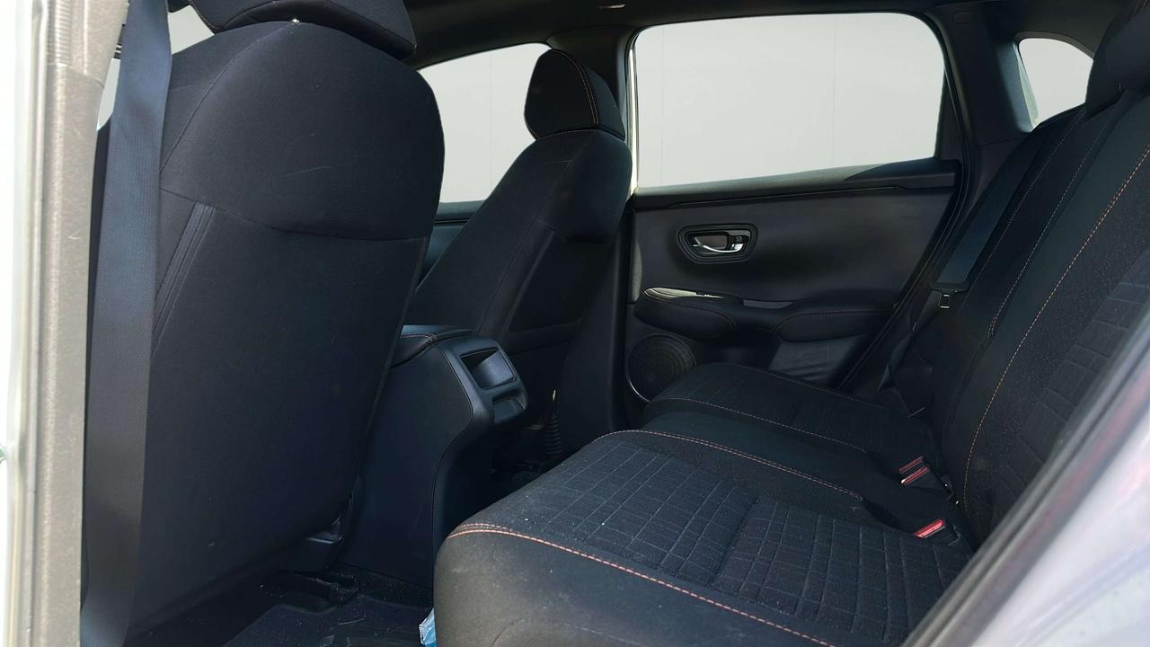 2025 Honda HR-V Sport Photo
