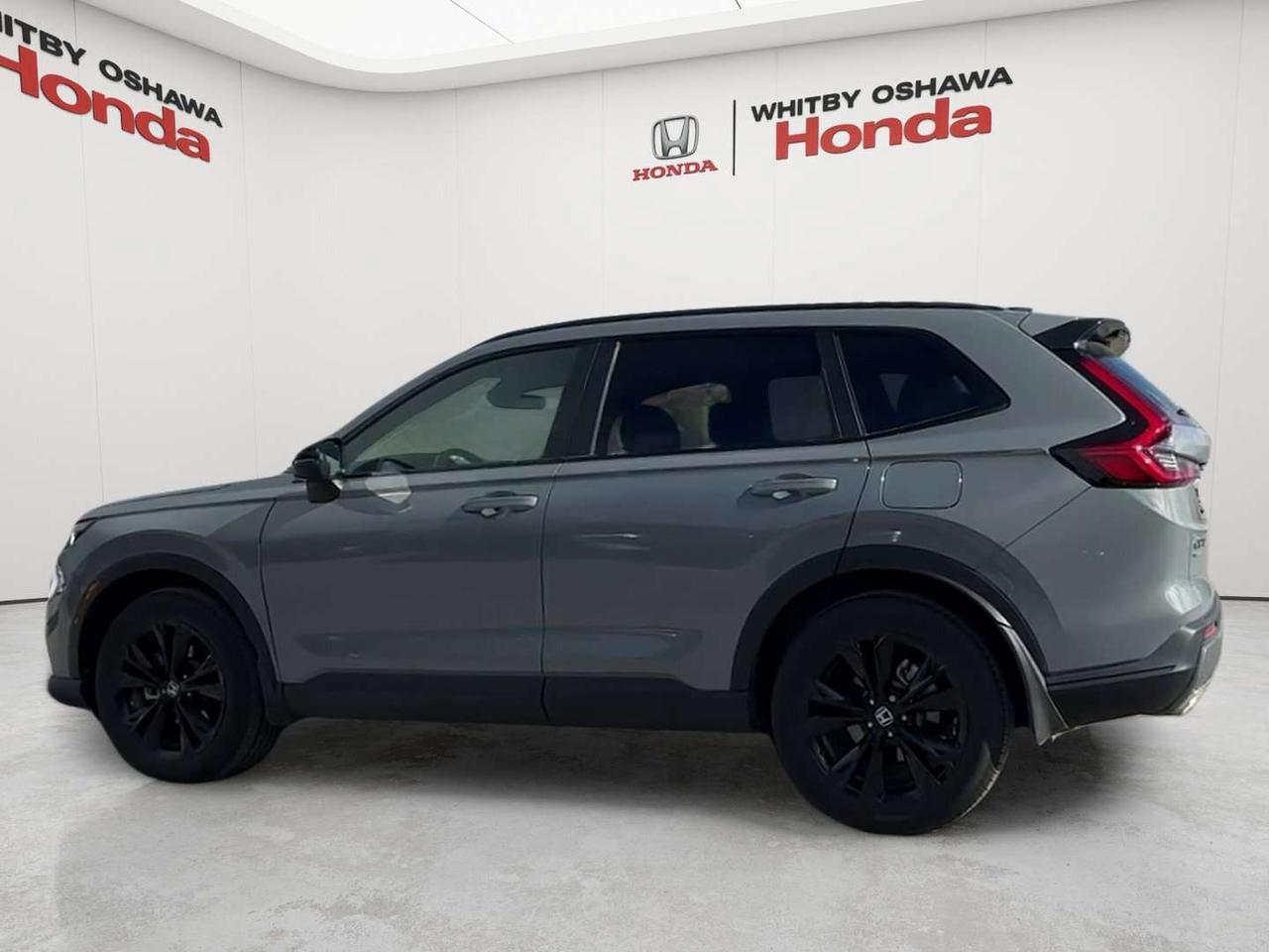2026 Honda CR-V Touring Photo3