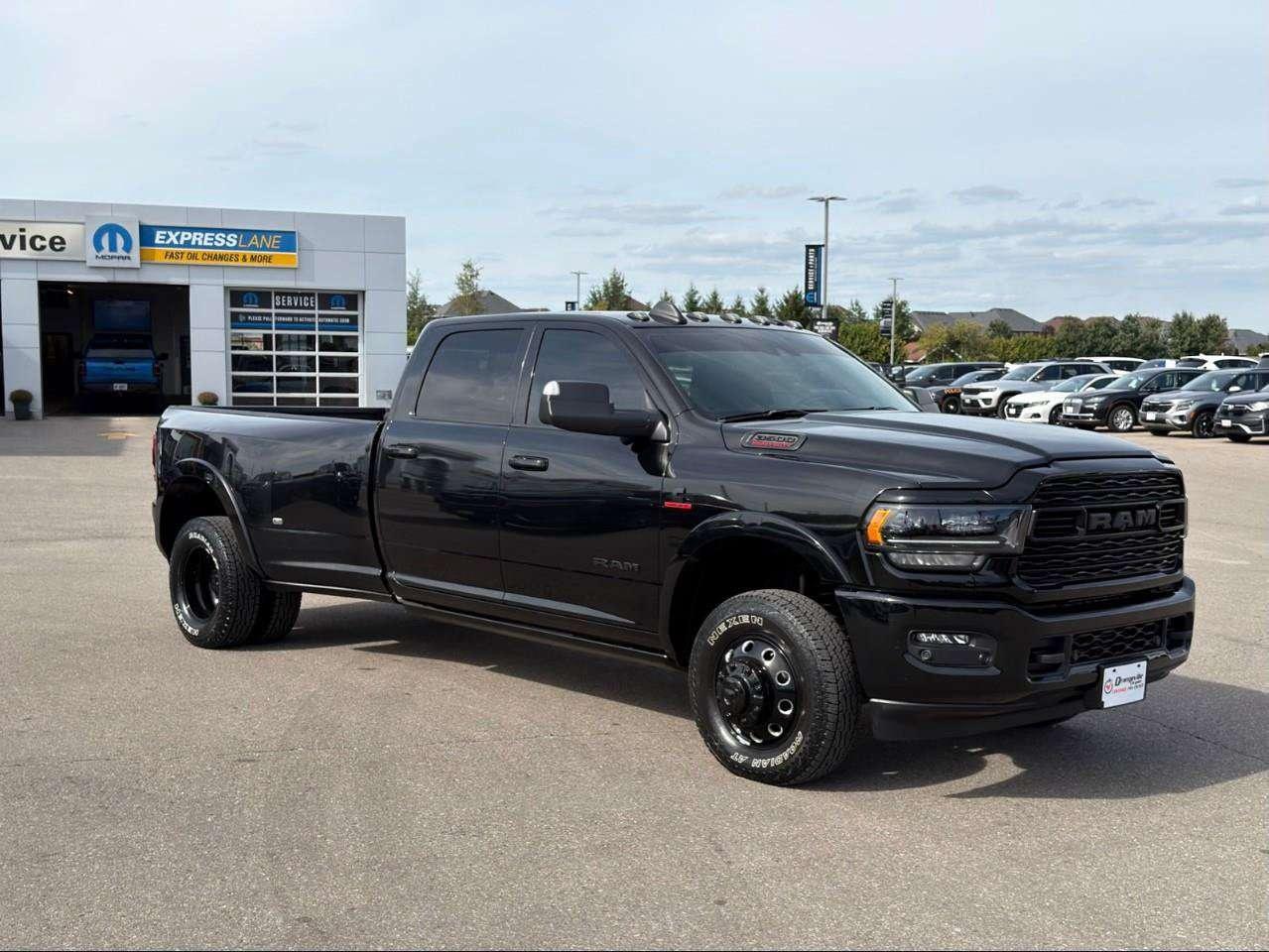 2022 RAM 3500 ACCIDENT FREE   SUNROOF   360 CAM Photo