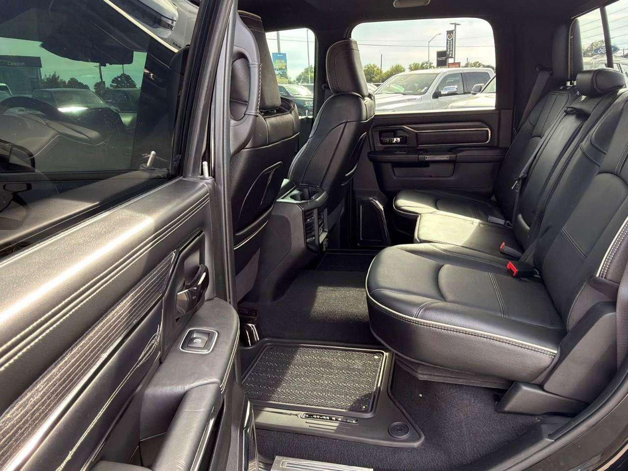 2022 RAM 3500 ACCIDENT FREE   SUNROOF   360 CAM Photo
