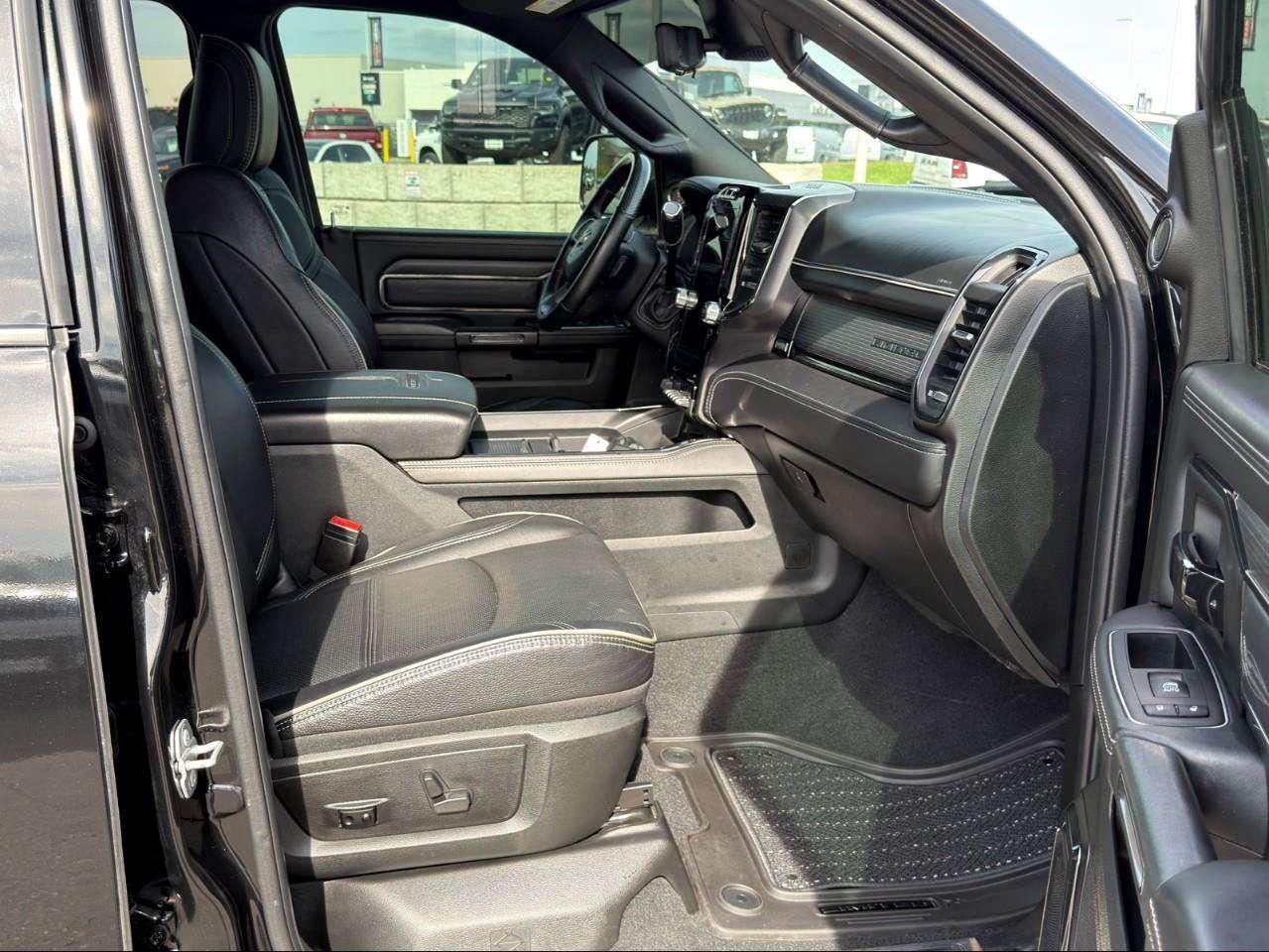 2022 RAM 3500 ACCIDENT FREE   SUNROOF   360 CAM Photo