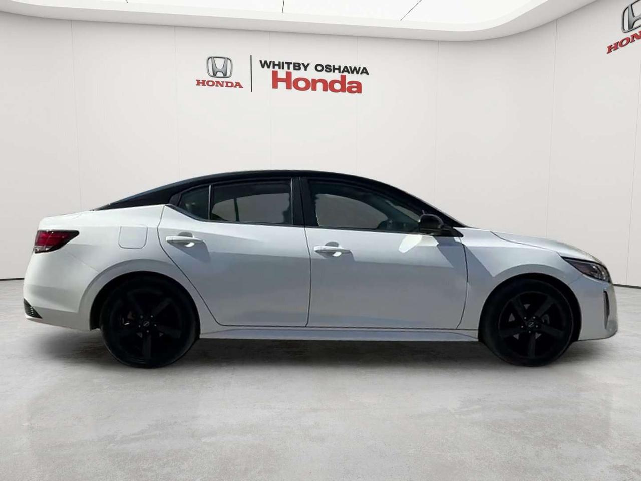 2024 Nissan Sentra SR Photo