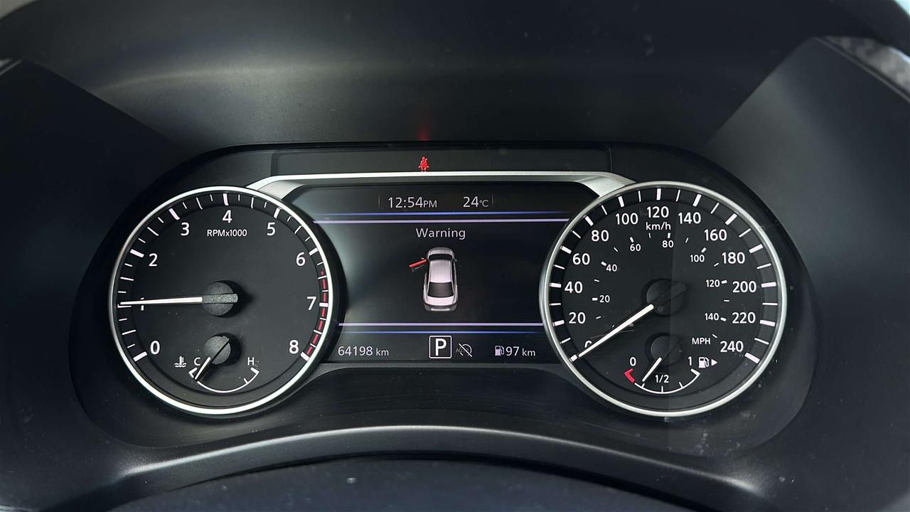 2024 Nissan Sentra SR Photo