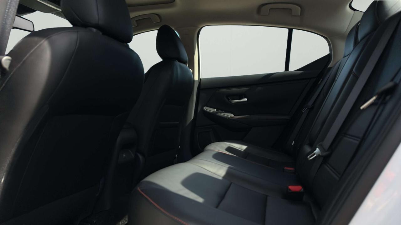 2024 Nissan Sentra SR Photo