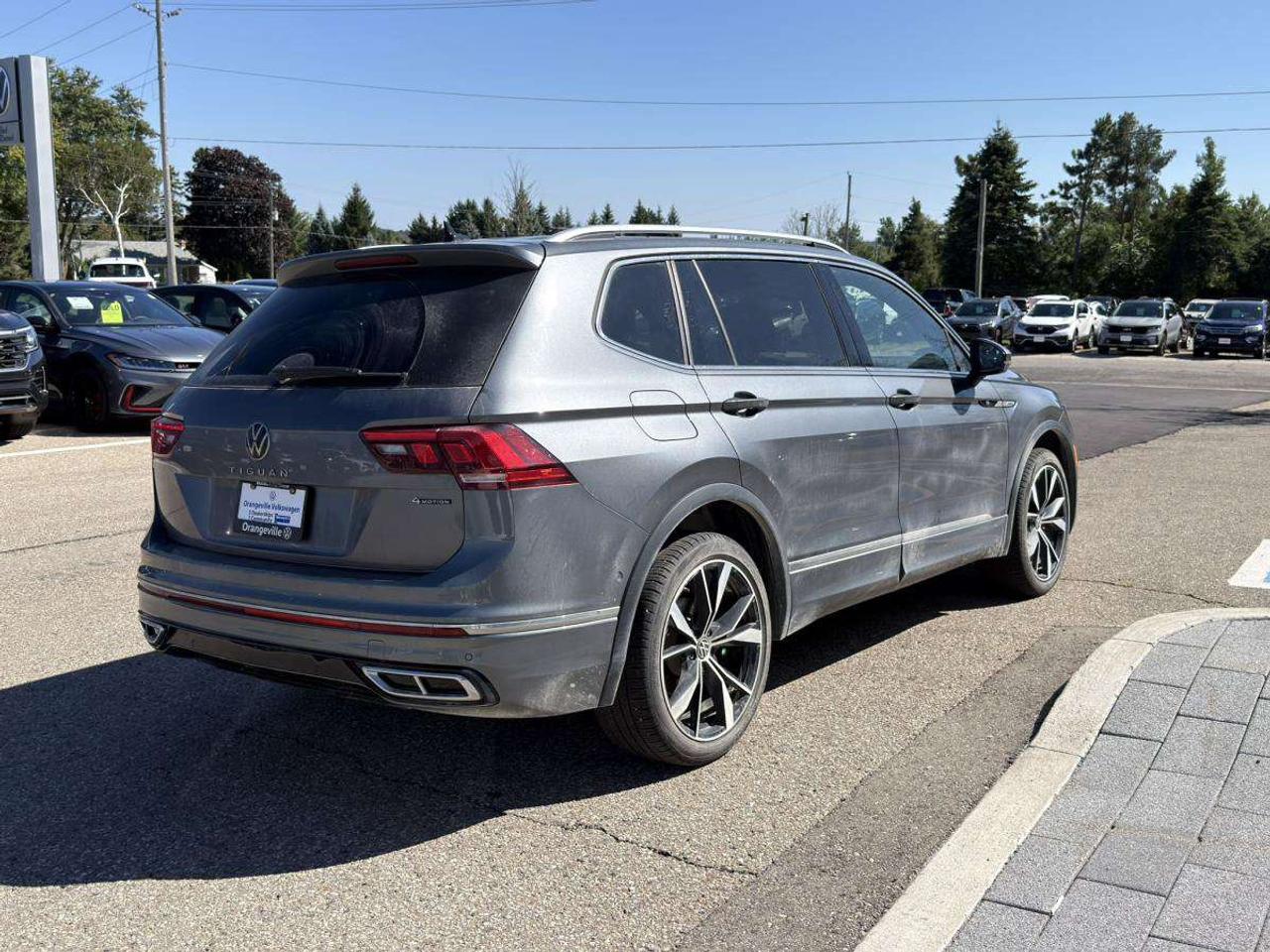 2024 Volkswagen Tiguan HIGHLINE R-LINE 4MOTION Photo