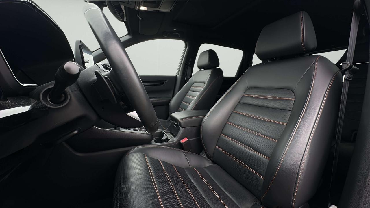 2024 Honda CR-V Touring Photo