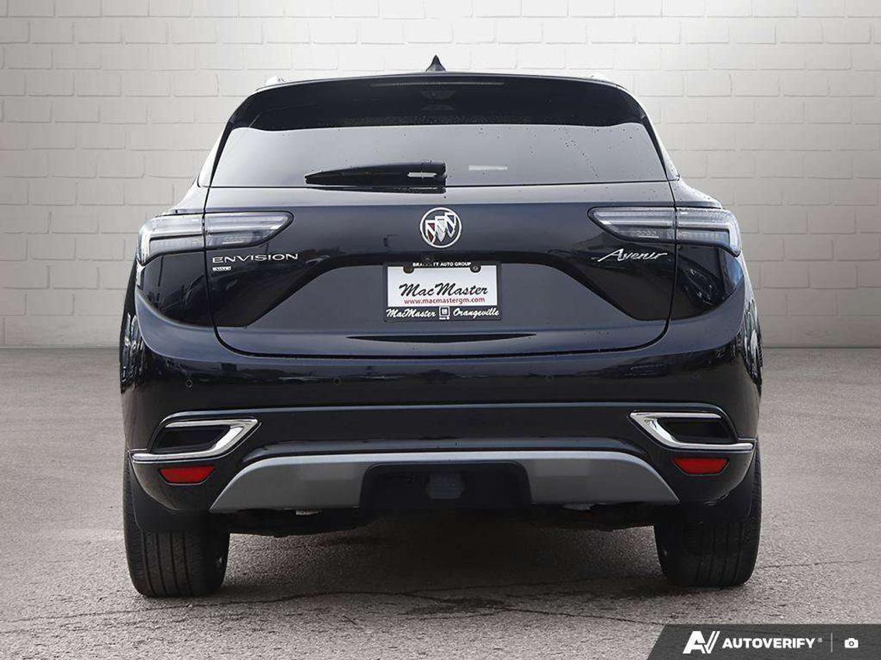 2022 Buick Envision 2.0L 4-CYL, AWD, ALLOYS, LEATHER, HUD, BOSE, 1-OWNER, MACMASTER ORIGINAL, CERTIFIED PREOWNED! Photo