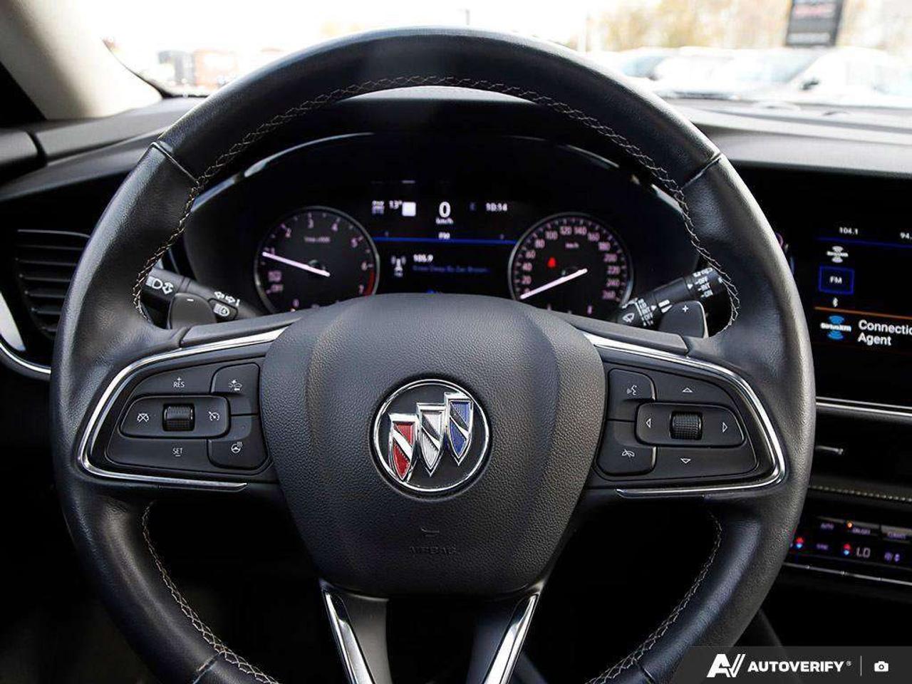 2022 Buick Envision 2.0L 4-CYL, AWD, ALLOYS, LEATHER, HUD, BOSE, 1-OWNER, MACMASTER ORIGINAL, CERTIFIED PREOWNED! Photo