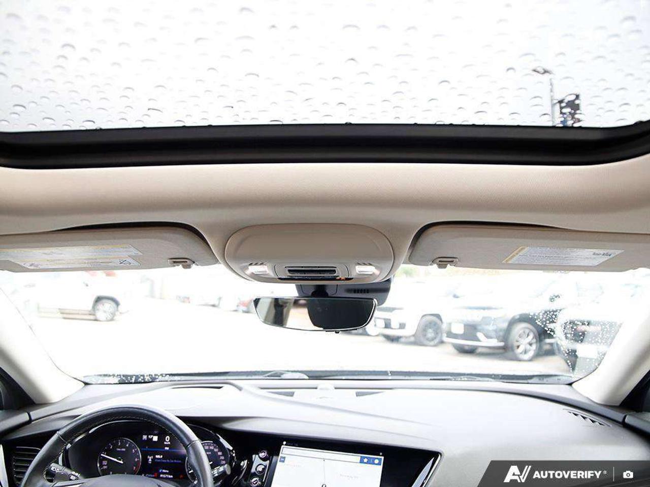 2022 Buick Envision 2.0L 4-CYL, AWD, ALLOYS, LEATHER, HUD, BOSE, 1-OWNER, MACMASTER ORIGINAL, CERTIFIED PREOWNED! Photo