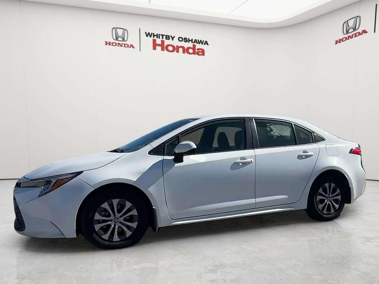 2025 Toyota Corolla LE Photo5