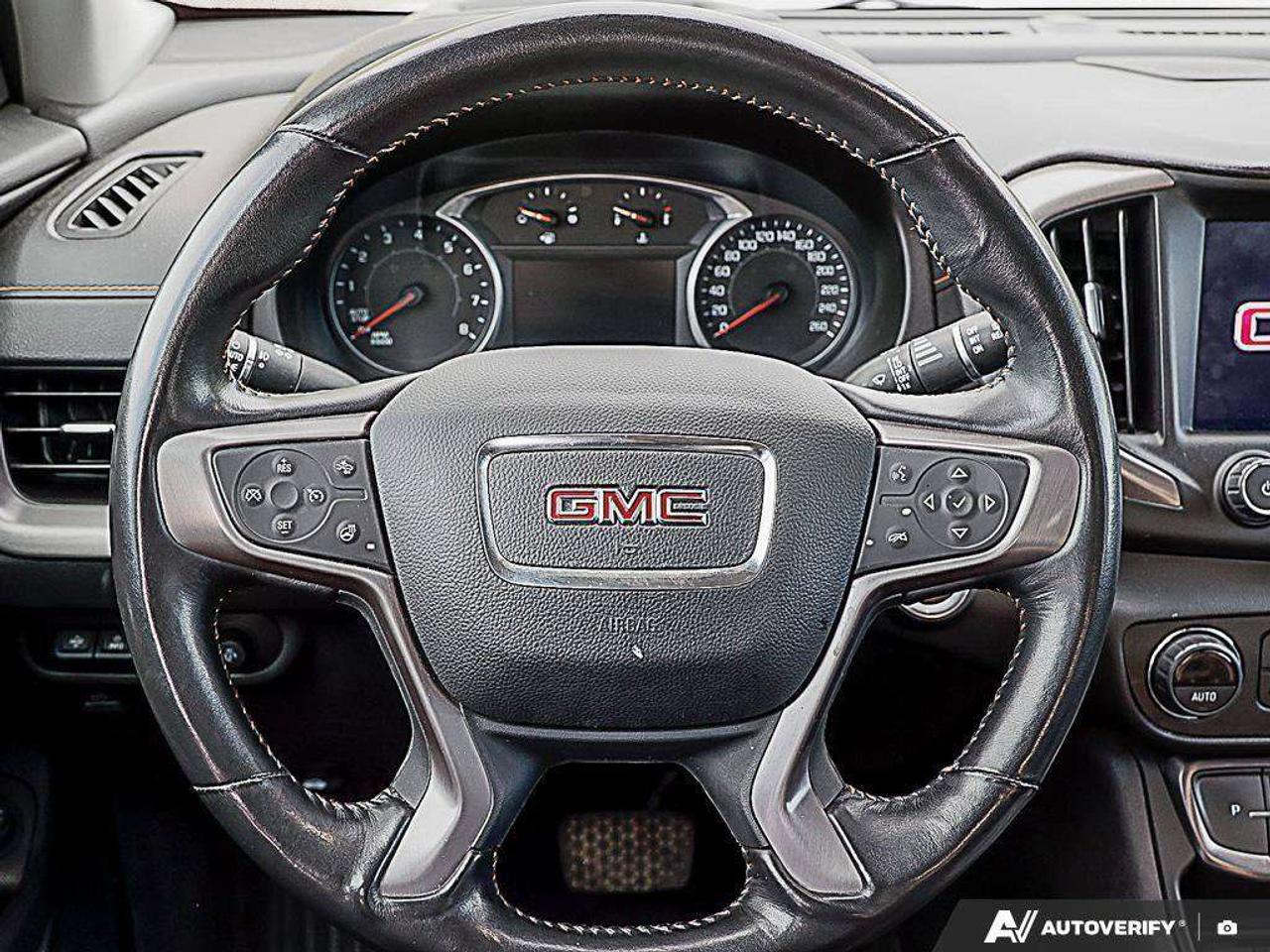 2022 GMC Terrain 1.5L 4-CYL, AWD, ALLOYS, LEATHER, SUNROOF, BOSE, 1-OWNER, MACMASTER ORIGINAL, CERTIFIED PREOWNED! Photo