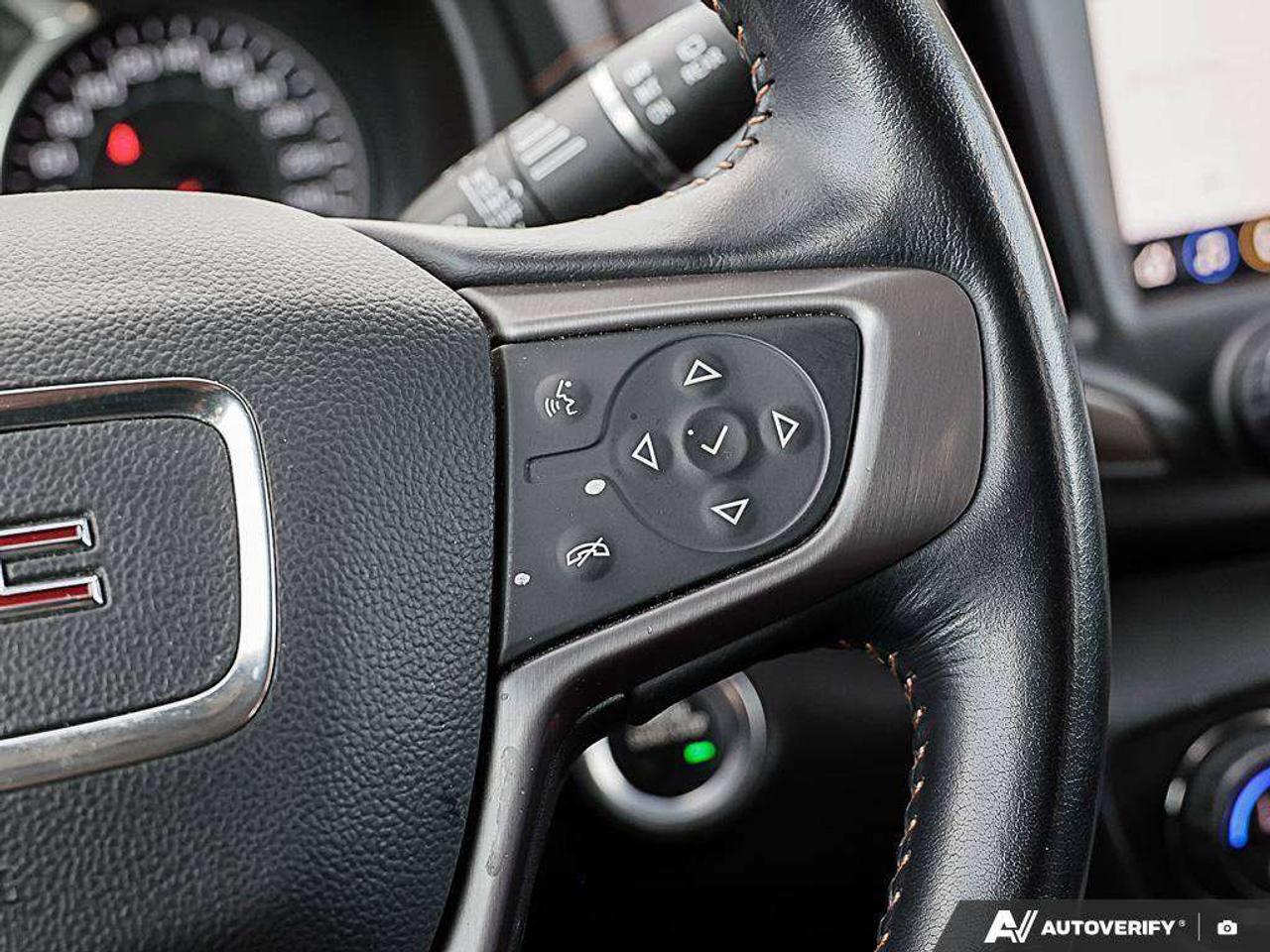 2022 GMC Terrain 1.5L 4-CYL, AWD, ALLOYS, LEATHER, SUNROOF, BOSE, 1-OWNER, MACMASTER ORIGINAL, CERTIFIED PREOWNED! Photo