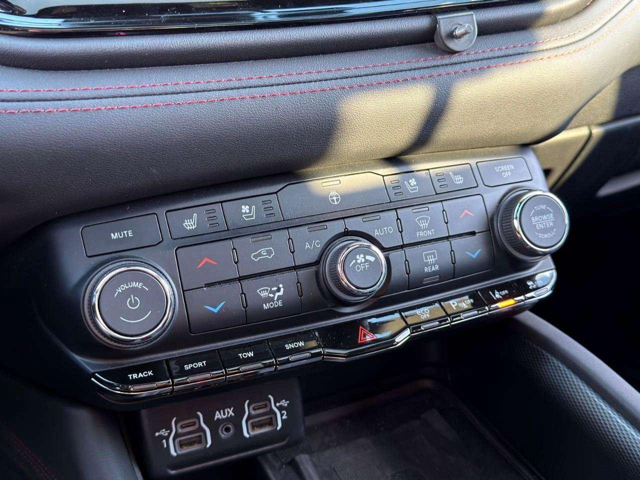 2022 Dodge Durango 5.7L V8 HEMI   ACCIDENT FREE   SUNROOF Photo