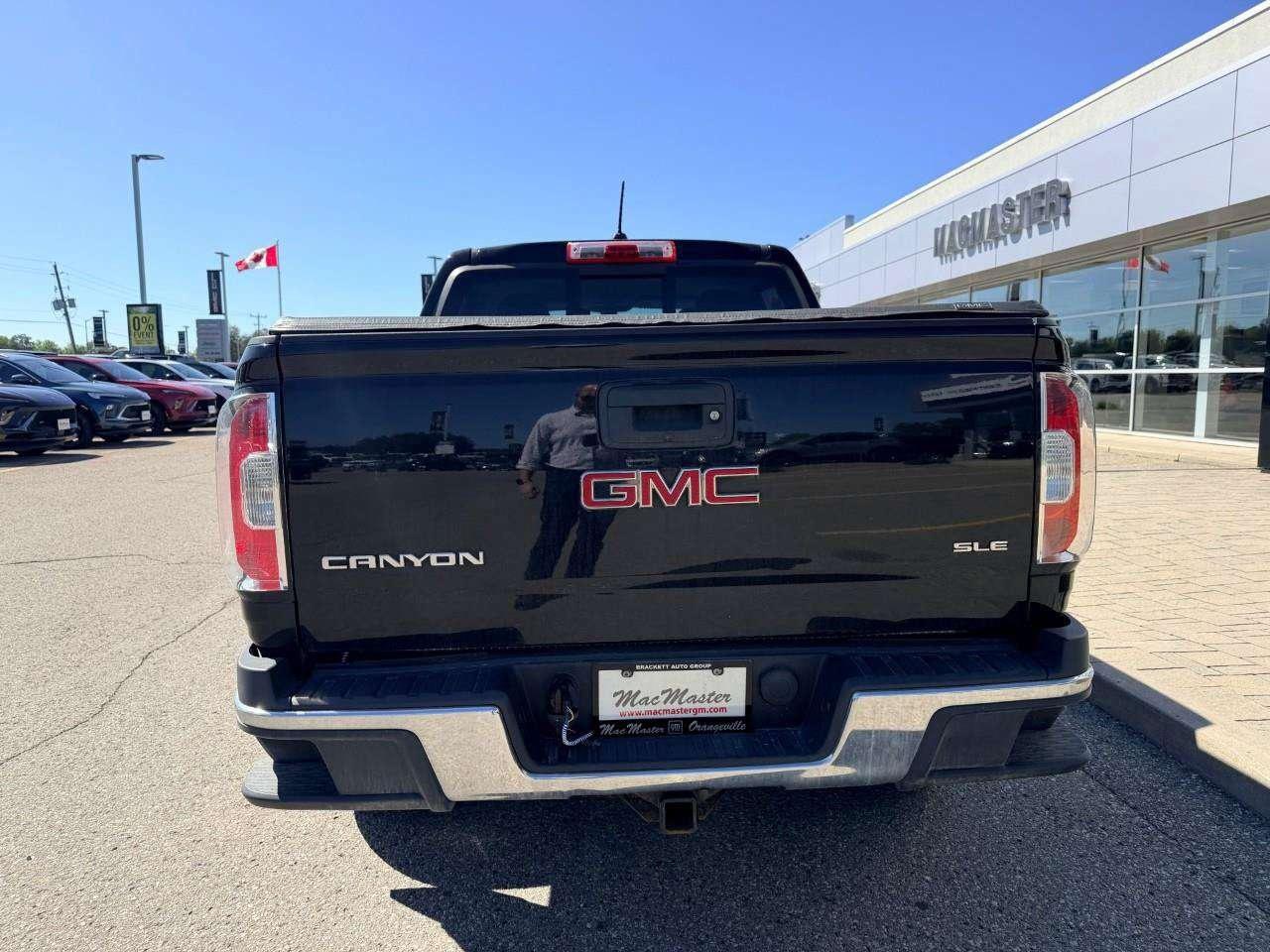 2016 GMC Canyon SLE, NIGHTFALL EDITION, 3.6L V6, RWD, ALLOYS, CLOTH, CERTIFIED AS-TRADED! Photo